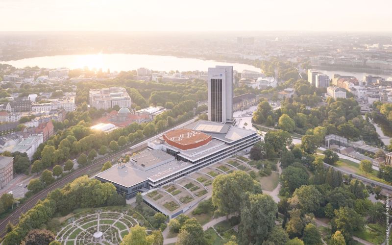 Luftaufnahme des CCH – Congress Center Hamburg / Aerial view of the CCH – Congress Center Hamburg